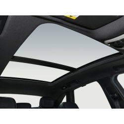 Techo panorámico de un coche de alta gama para edición profesional de interiores.