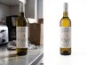 Recorte de botella con eliminación de fondo para imagen de producto profesional